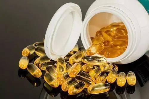 警惕 醫(yī)生不應(yīng)向患者推薦保健食品的倫理與風(fēng)險(xiǎn)